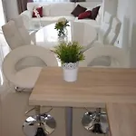 Nera Apartment *