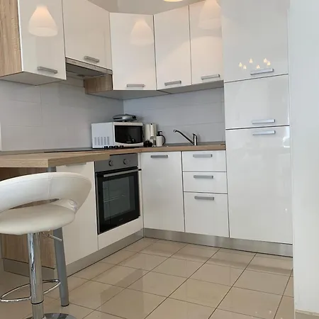 Nera Apartment *