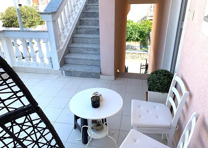 Nera דירה וודיצה